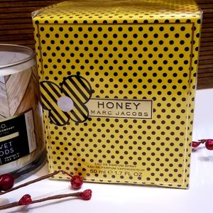 BNIB 1.7 oz Honey by Marc Jacobs Discontinued